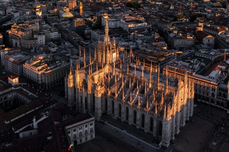 milan-6391160_1920
